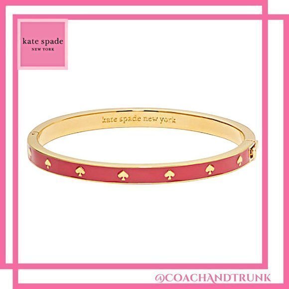 NWT KATE SPADE Spot The Spade Bright Rose Enamel Hinged Bangle - Picture 1 of 4